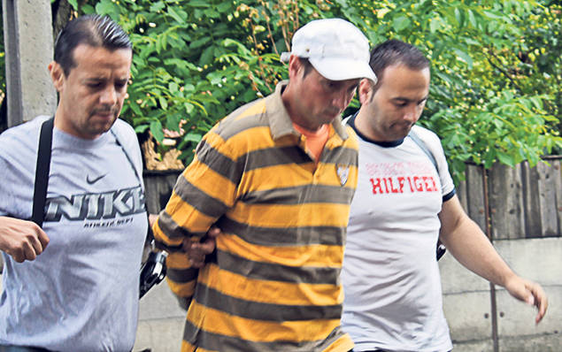 Tatăl lor le-a ucis mama, apoi şi-a zburat creierii! Iată cele mai cutremurătoare morţi