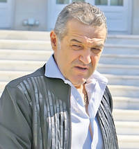 Omar Hayssam, păzit ca-n filme