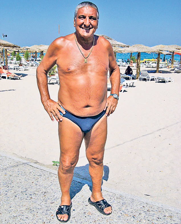 Miron Cozma: «L-am bătut pe Platini»! Practicant al tenisului de picior, fostul lider al minerilor a «încins» numeroase partide cu foste vedete ale fotbalului autohton şi mondial