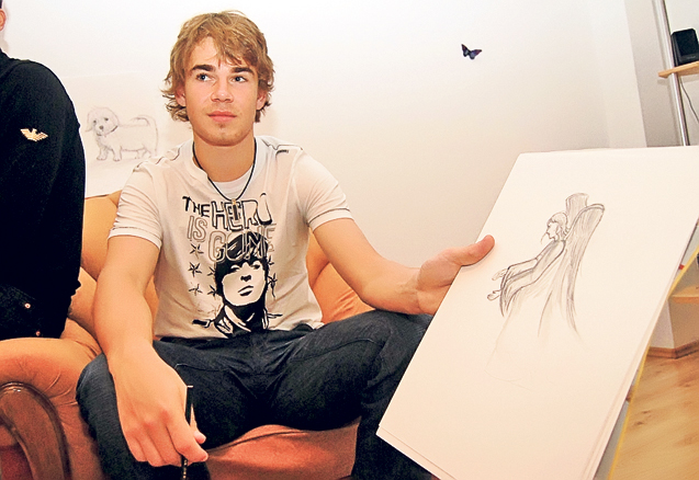 Cutremurător! Eric Bicfalvi ascunde o dramă: şi-a găsit părintele spânzurat!