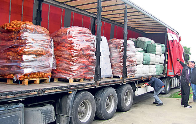 Situaţie gravă la Galaţi! 3.600 de oameni, pe drumuri