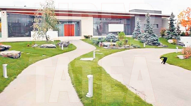 EXCLUSIV | Chivu se retrage în România! Vezi în ce super-vilă va locui în Corbeanca | FOTO