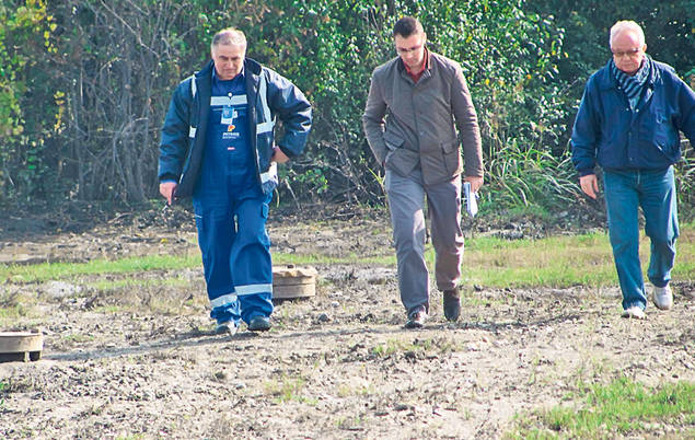 Îşi riscă viaţa când beau o cafea! În caz de cutremur, clădirile din Centrul Istoric al Bucureştiului ar putea să se prăbuşească | FOTO
