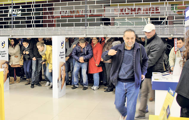 Black Friday! 4 MAȘINI cumpărate în 180 de SECUNDE