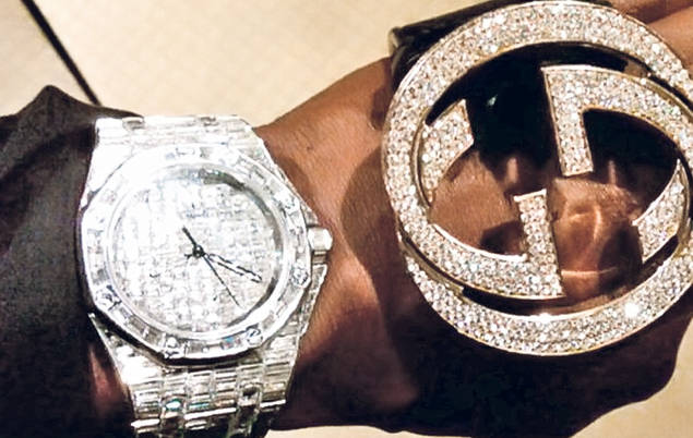Fixurile lui Mayweather jr! Cel mai bun boxer profesionist din lume are o mulţime de tabieturi ciudate