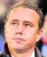 Cine e mai mort? Noi sau grecii?