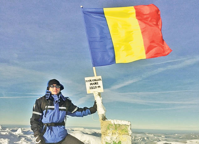 Sute de copii au privit, alături de părinţi, parada de 1 Decembrie din Capitală: «Tati, să lupţi pentru mine şi pentru România!» | FOTO