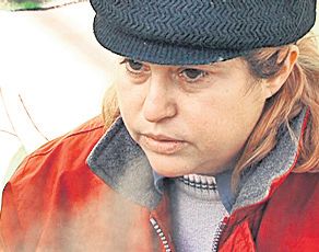 Lagăr de exterminare: Bătrâni înfometaţi, ţinuţi în miros de urină şi fecale