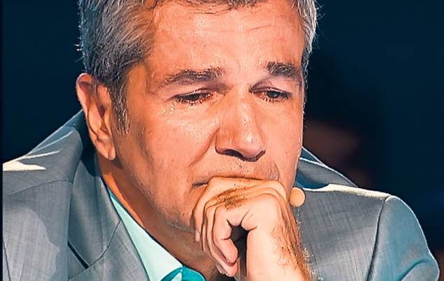 EXCLUSIV | POVEŞTI CUTREMURĂTOARE trăite de VEDETE chiar de REVELION! DEZVĂLUIRILE DUREROASE te vor impresiona până la lacrimi