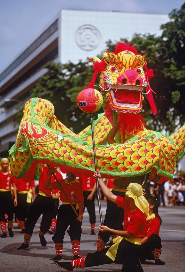 CE SĂ FACI sau SĂ NU FACI în NOAPTEA DINTRE ANI şi ÎN PRIMA ZI a lui 2014. TRADIŢII şi SUPERSTIŢII pe care SĂ LE RESPECŢI pentru un AN PERFECT