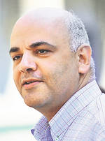 Medicii și polițiștii luau câte 700 de lei șpagă ca să ofere ponturi mafiei morților