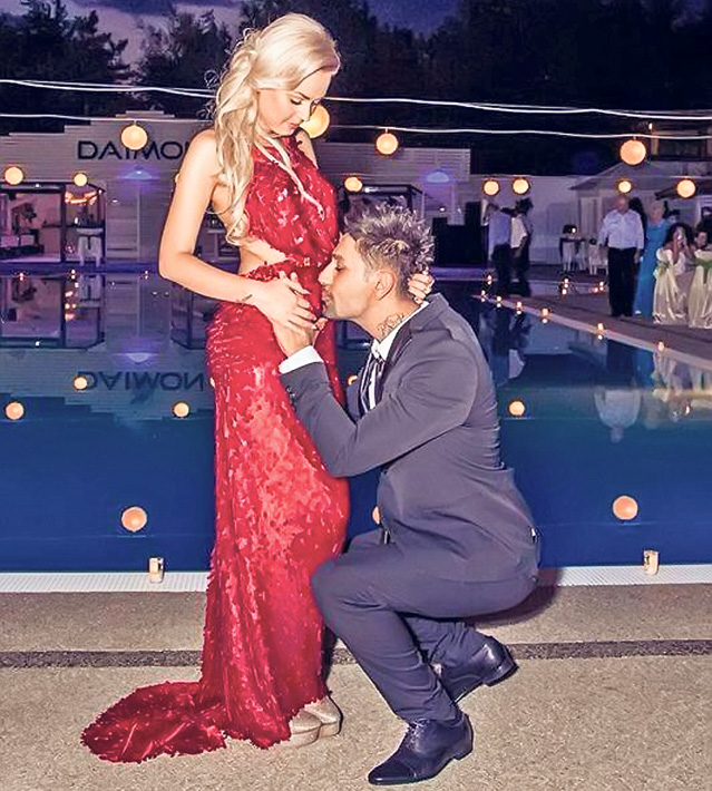 Unul dintre cei mai îndrăgiți cântăreți din România se însoară | EXCLUSIV