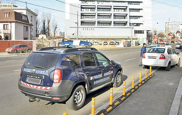 EXCLUSIV | Prostituatele de pe artera Buzeşti-Berzei-Uranus şi-au mărit TARIFELE! Explicaţia lor este de-a dreptul INCREDIBILĂ