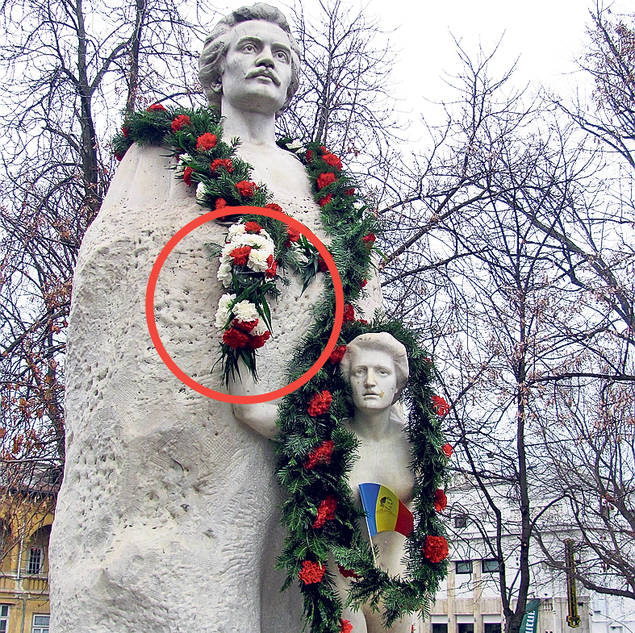 O pensionară povesteşte: "De 61 de ani vin la mormântul lui Eminescu"