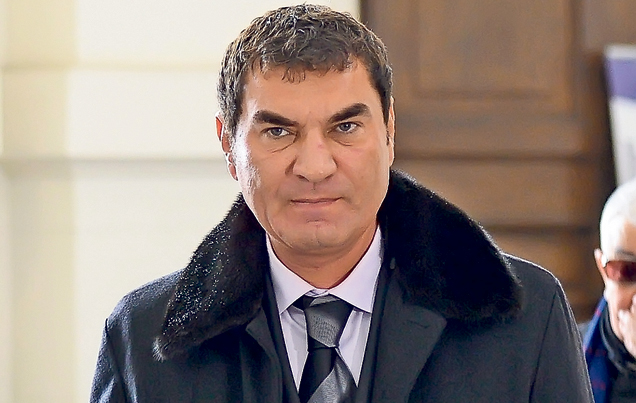 Tot din cauza zgârceniei? George Copos, cu pacheţel de-acasă la Curtea de Apel