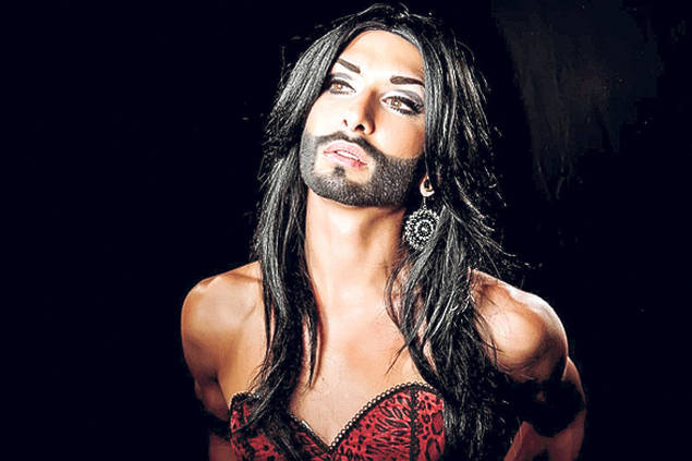 Naomi se pregătește intens pentru marea finală din Danemarca: «Nu sunt nebună să port mustaţă la Eurovision!»