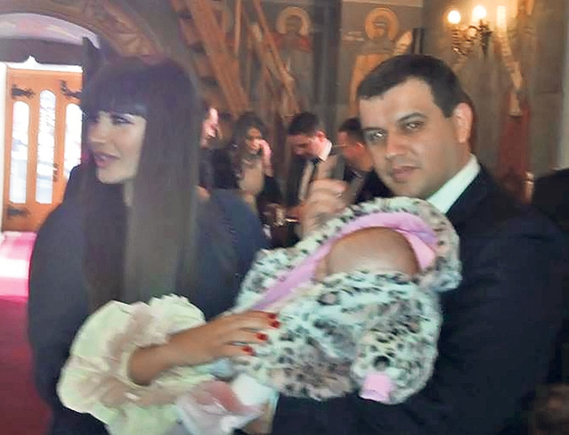 EBA, în magazinul de lux, la cumpărături pentru botez | FOTO