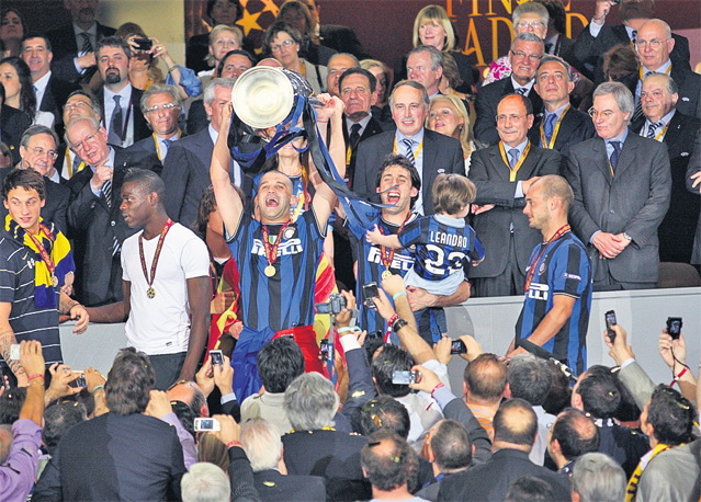 Extaz şi agonie | Cristi Chivu se va opera a treia oară