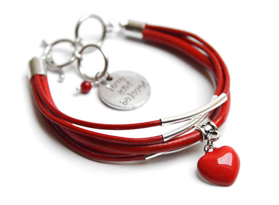 TOP 5 Accesorii romantice pentru Sfantul Valentin