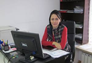 POVESTEA CUTREMURĂTOARE a femeii bătute 7 ani de soţul ei. "Când a început să-mi lovească şi copiii, am fugit de-acasă"