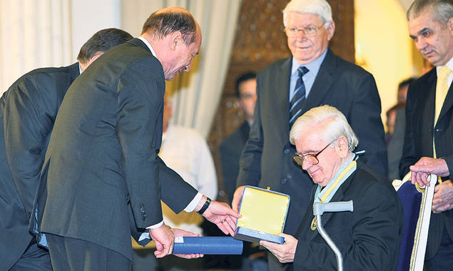 EXCLUSIV LIBERTATEA | Fostul federal Dan Matei: «Sandu era prieten de şpriţ cu Angelescu!»