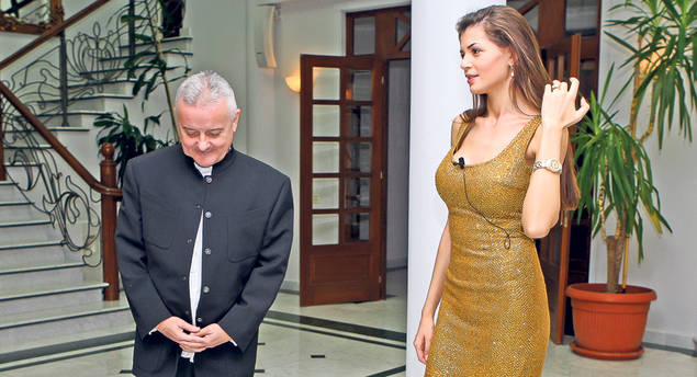 Antonia, cască bine ochii! Vincenzo îţi poate lua şi fetiţa, şi banii!