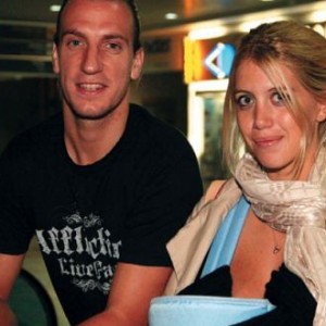 AUDIO / ”Vin peste tine și-ți rup capul”. E mesajul pentru frumusețea asta!