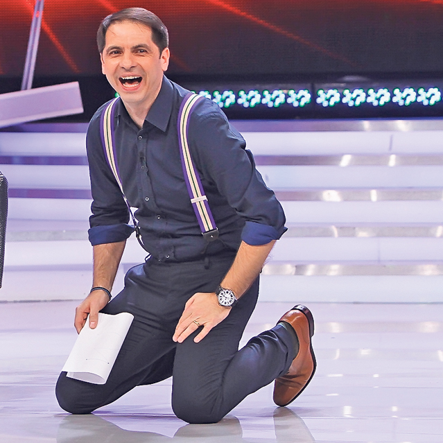 Omar, de la «Next Star», ajunge cântăreţ internaţional