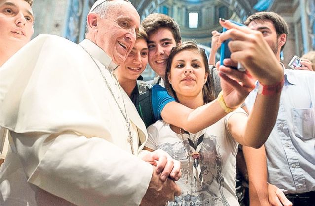 N-ai selfie, nu exişti!