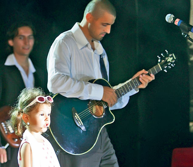 «Ghiţă» nu mai e fabrică de bani pentru Cleopatra Stratan!