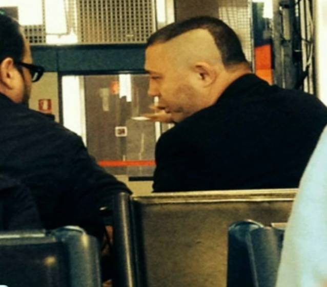 ŞOC! NICOLAE GUŢĂ şi-a SCHIMBAT LOOK-UL! S-a TUNS PUNK, şi-a ras mustaţa şi s-a VOPSIT