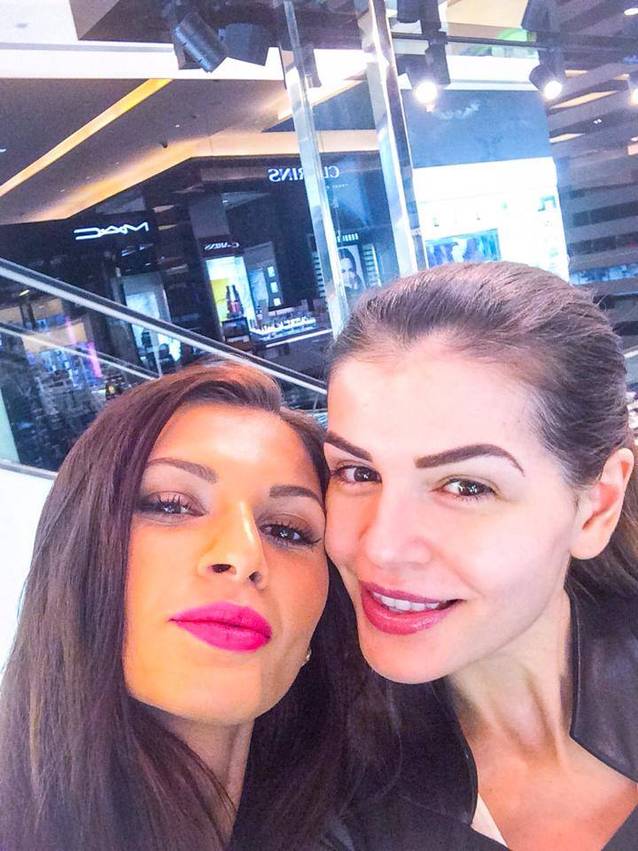 E SFÂŞIETOR! MODUL EMOŢIONANT în care MONICA GABOR O COMEMOREAZĂ PE MAMA EI! FOTO ÎN ARTICOL