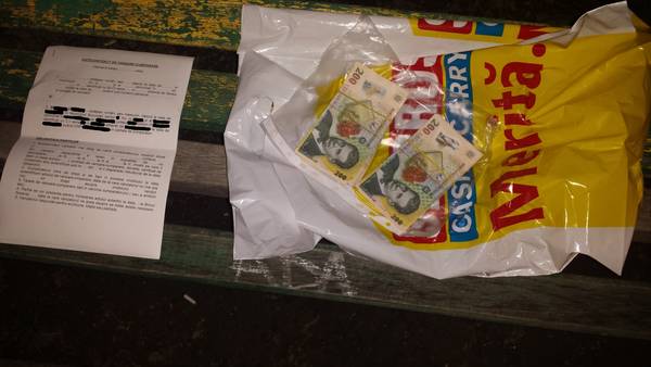 A UITAT punga cu aproape 40.000 de LEI PE O BANCĂ din centrul Capitalei