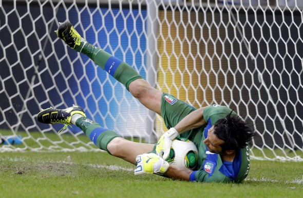 Portarul Buffon e pesimist: ”Dacă ajungem în sferturi, e foarte bine”