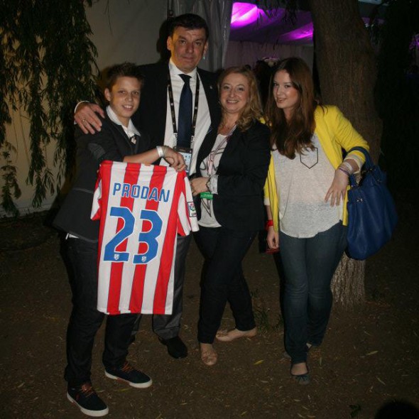 Daniel Prodan si familia sa, trup si suflet langa Atletico