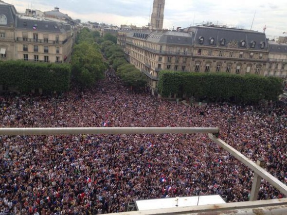 PARIS