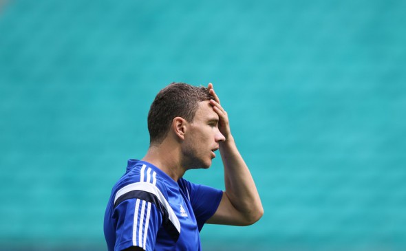 Edin Dzeko speră să spargă gheaţa la Cupa Mondială. Foto: EPA