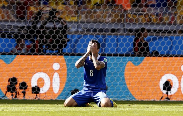 VIDEO / CM, Grupa C: COLUMBIA - GRECIA 3-0. Elenii, CĂLCAŢI ÎN PICIOARE