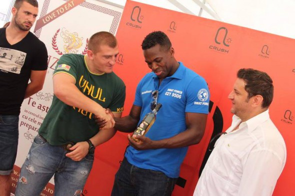 Moroşanu vrea să îl bată pe cehul Tomas Hron, neînvins de trei ani