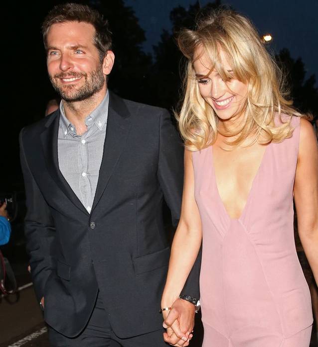 Bradley Cooper se însoară cu iubita mai tânără cu 17 ani?