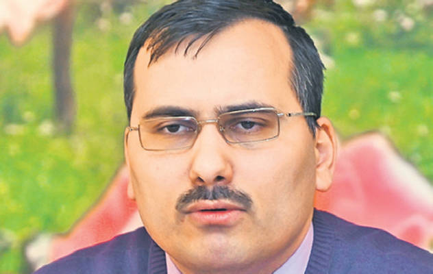 Vor să ridice o vilă pentru bebeluşul lor!