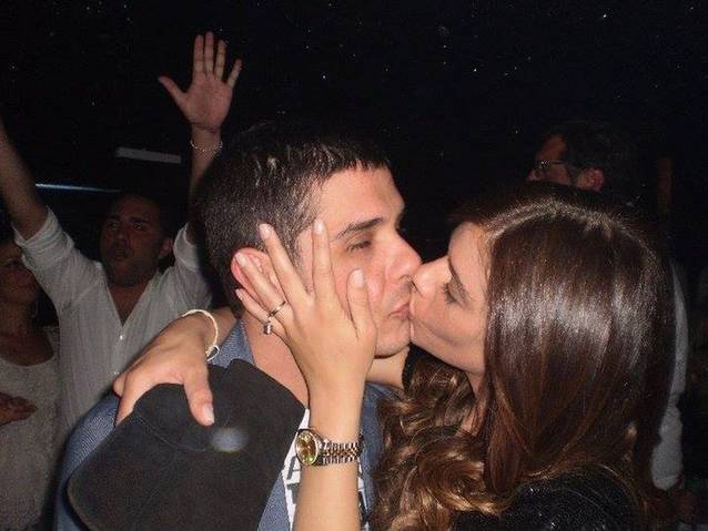 Vincenzo a uitat-o pe Antonia! Fotografiat în timp ce se săruta cu altă femeie