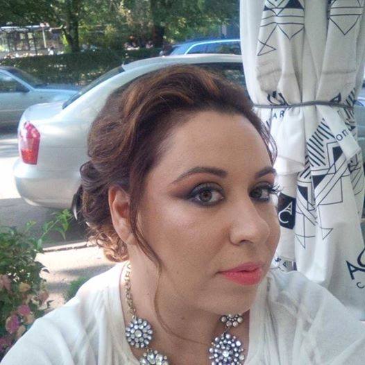 OANA ROMAN şi-a SCHIMBAT LOOK-UL! CE şi-a FĂCUT ÎN CAP VEDETA?