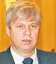 Pe cine încercaţi să păcăliţi, domnilor deputaţi?