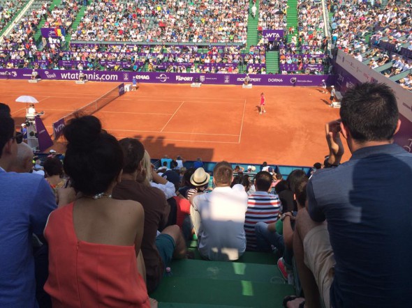 Simona Halep şi Monica Niculescu merg mai departe în turneul de la Bucureşti
