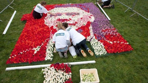 EMOȚIONANT! Van Gaal a avut parte de o primire de vis din partea englezilor!