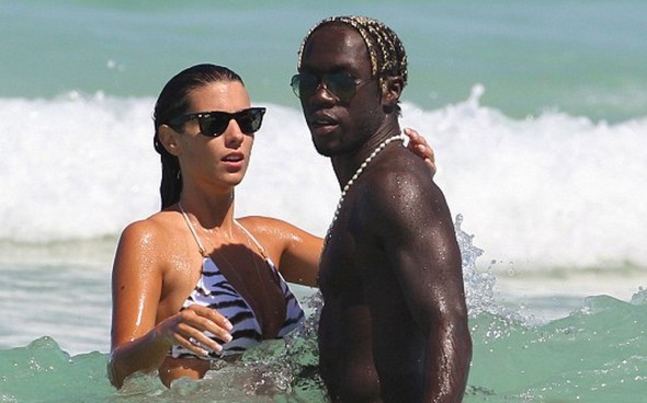 Un fotbalist celebru îşi petrece vacanţa la Mamaia! Înainte fusese la Miami