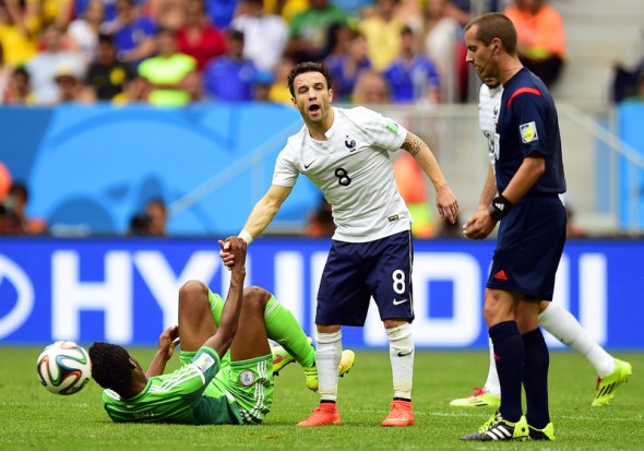 Arbitri controversaţi la semifinala Brazilia - Germania!