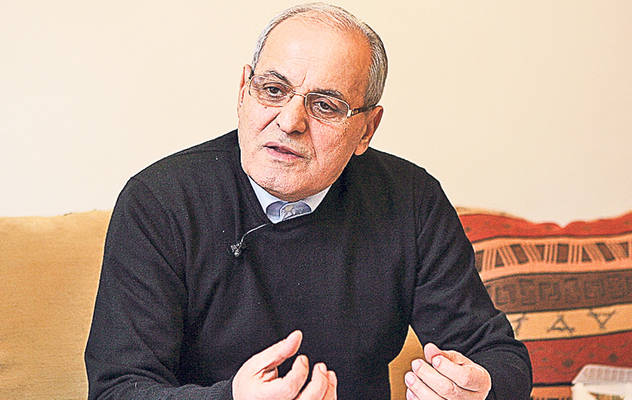 Cum agăţau pe vremuri craii celebri? Dan Chişu: «La început, ne bulăneam pe la ceaiuri»
