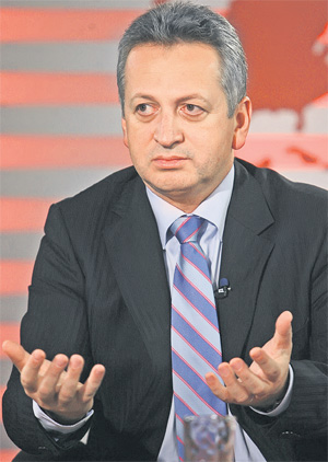 Dan Voiculescu va plăti chirie în propria-i casă